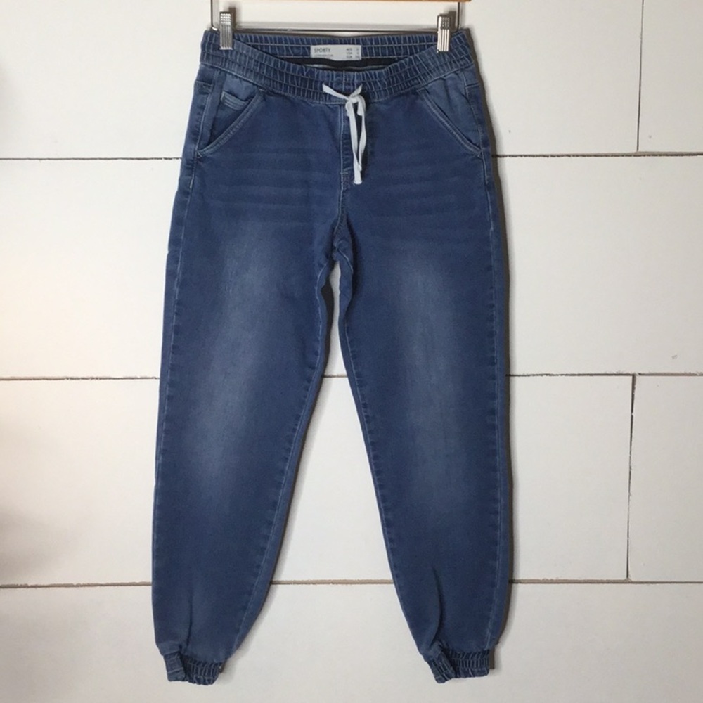 Sporty Cotton on Jeans